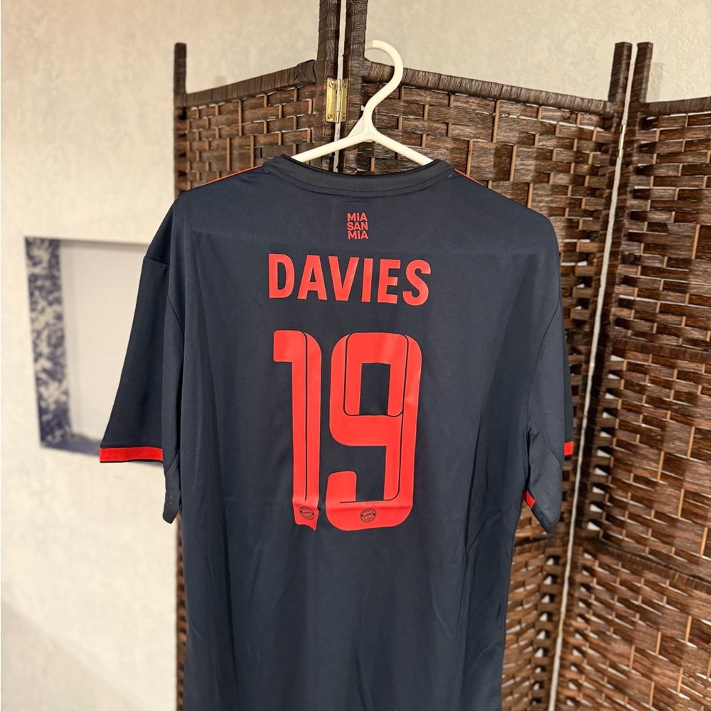 Adidas Men's FC Bayern Davies #19 Jersey